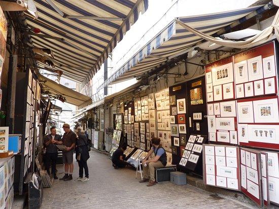 Rue du Tresor
